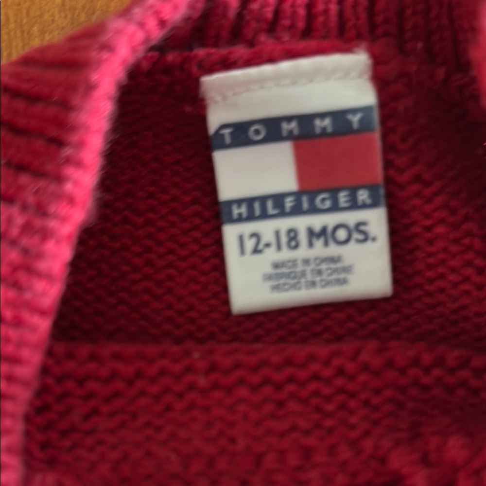 Tommy Hilfiger Red Knit Sweater with Flag Design 12-18 month size - Picture 3 of 7
